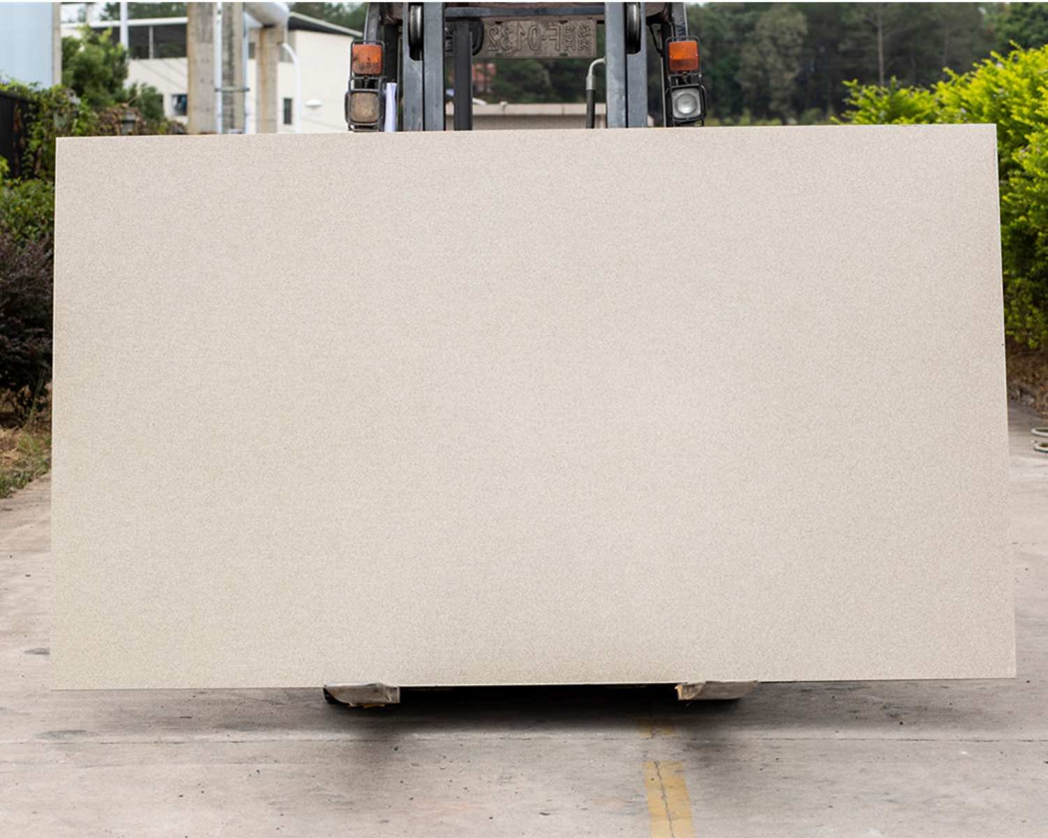 P5004 Alabaster
