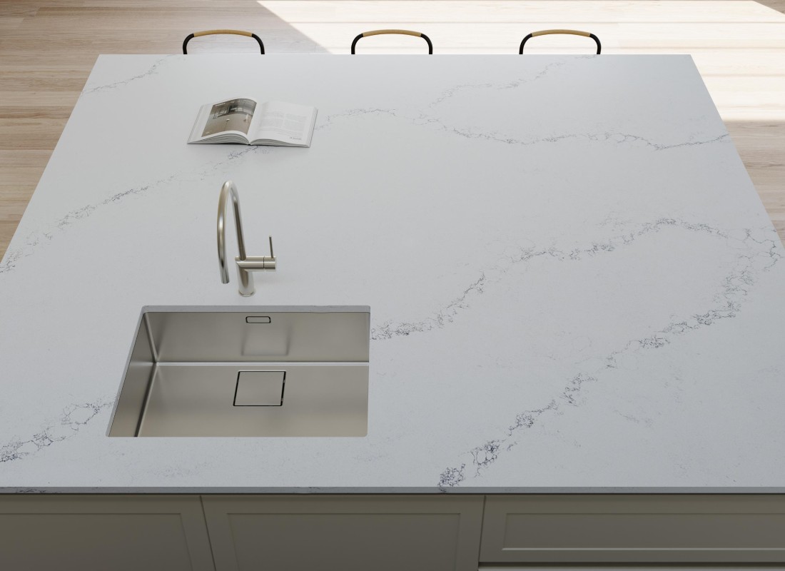 M1029 Carrara Whisper